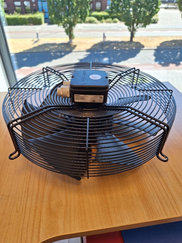 ventilator(s) Ziehl-Abegg, Doe-het-zelf en Verbouw, Ventilatie en Afzuiging, Ophalen, Zo goed als nieuw, Ventilator