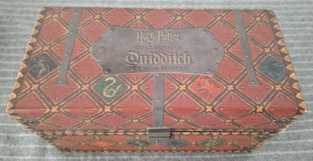 Harry Potter Quidditch Zwerkbal Collectible set met poster, Verzamelen, Ophalen of Verzenden, Nieuw, Actiefiguurtje