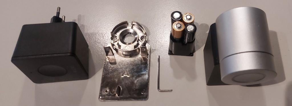 Nuki Slim slot met bridge, Verzenden, Gebruikt, Rvs, Slot