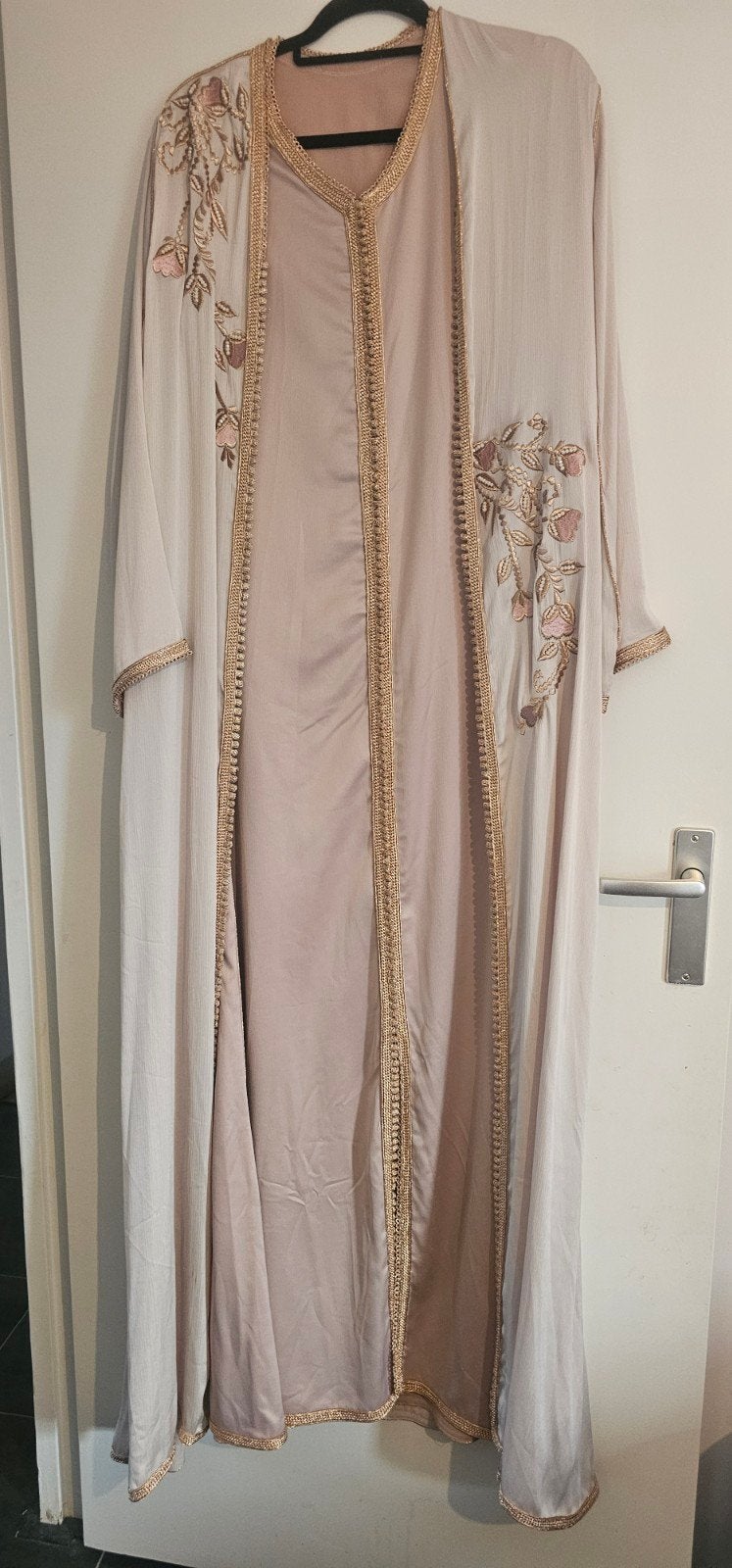 Elegante Marokkaanse Takchita - Maat S-M, Eenmaal Gedragen, Kleding | Dames, Jurken, Ophalen of Verzenden