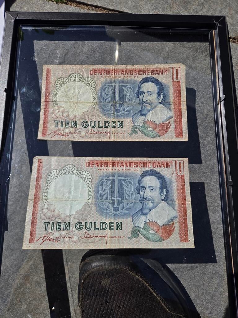 2x 10 Gulden Biljetten, Ophalen
