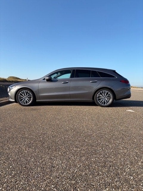Mercedes-Benz CLA 180 136pk 7G-DCT 2022 Grijs, Auto's, CLA, 136 pk, 4 cilinders, Origineel Nederlands