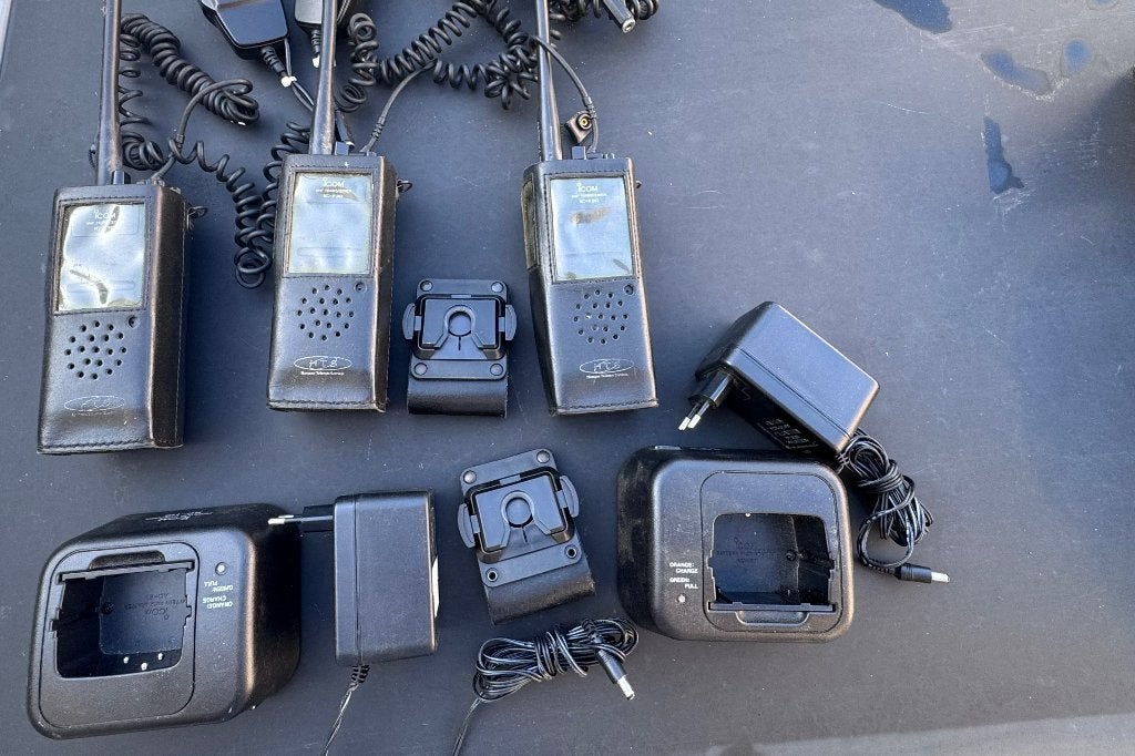 3X ICOM IC-F30, Ophalen, Gebruikt, Zender en Ontvanger