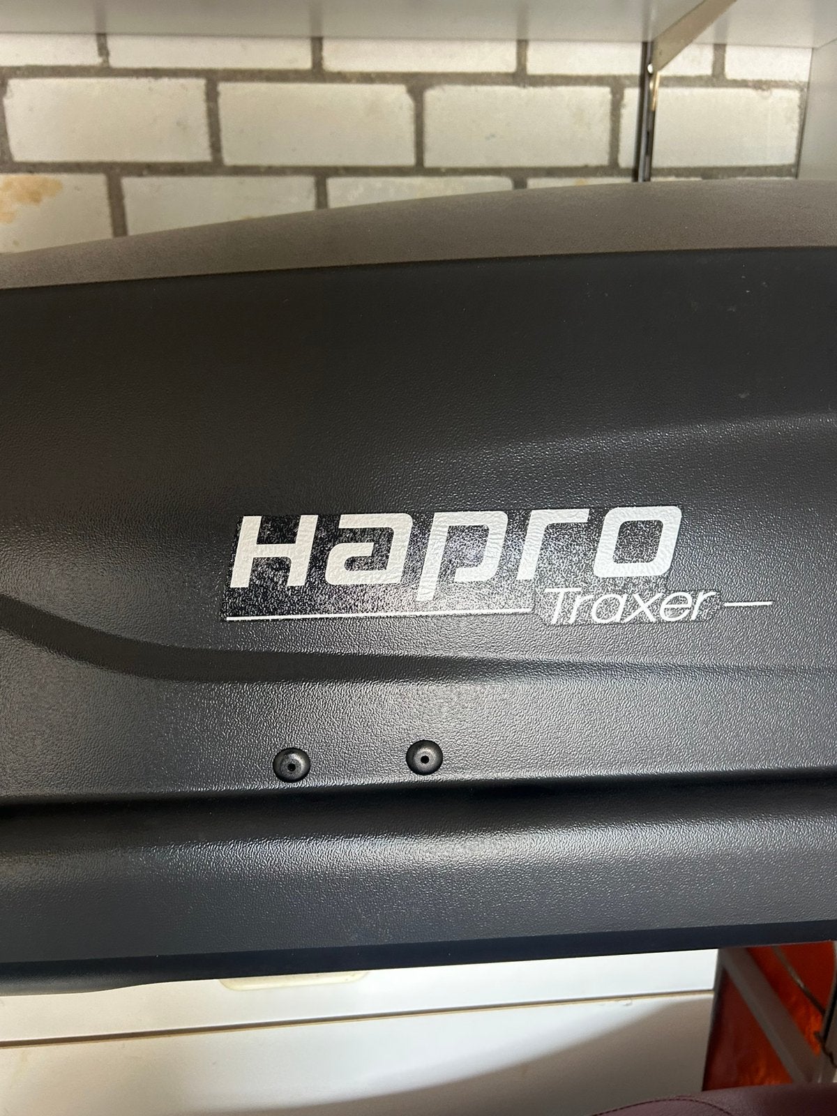 Hapro dakkoffer met Thule dakdragers, Ophalen, Zo goed als nieuw