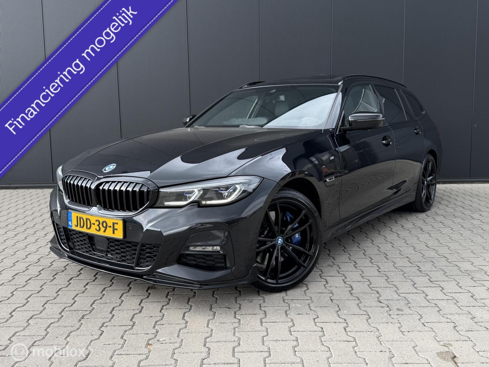 BMW 330e Touring xDrive M-pakket/Laser/Pano/Trekhaak/ACC/19, 1998 cc, Gebruikt, 4 cilinders, 1865 kg