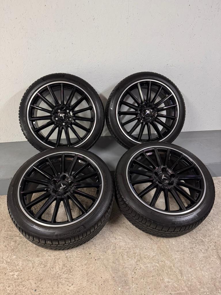19 inch Tesla Model 3 Winterbanden Continental, Auto-onderdelen, Banden en Velgen, 245 mm, Banden en Velgen, Winterbanden, Ophalen