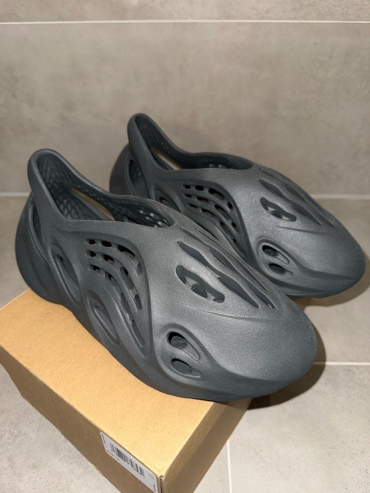 Yeezy Foam Runner - Maat 44.5, Kleding | Heren, Ophalen, Nieuw, Zwart, Sneakers of Gympen
