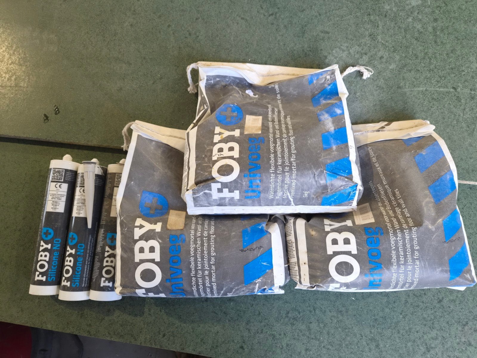 voegmortel tegelvoeg foby+ zilvergrijs 3 tubes siliconenkit, Ophalen, Overige typen, Nieuw, Minder dan 20 cm