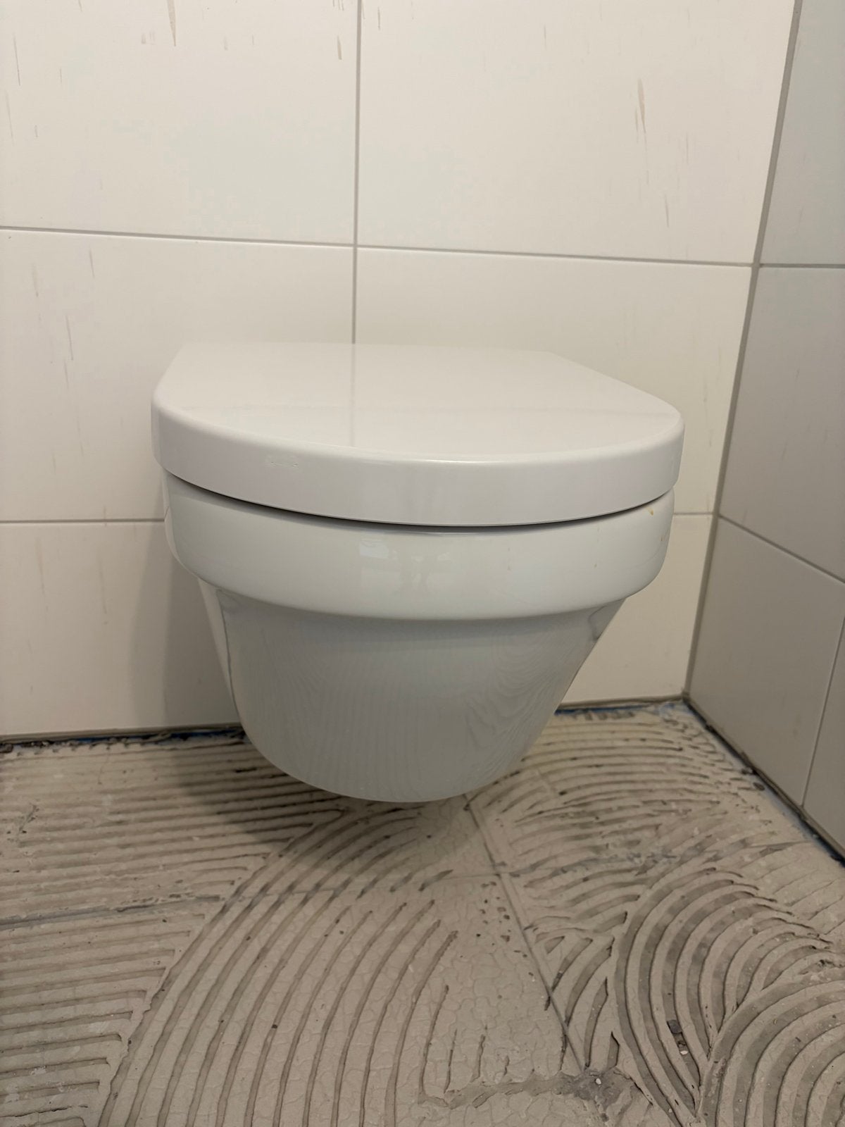Villeroy & Boch wandcloset  met softclose zitting, Doe-het-zelf en Verbouw, Sanitair, Ophalen, Nieuw, Toilet