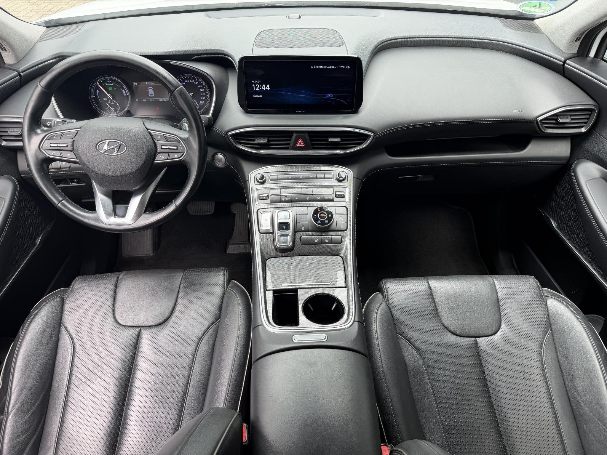 Hyundai Santa Fe 1.6 T-GDI PHEV Premium 5p / Afneembare Trek, Auto's, Automaat, Gebruikt, Euro 6, 4 cilinders