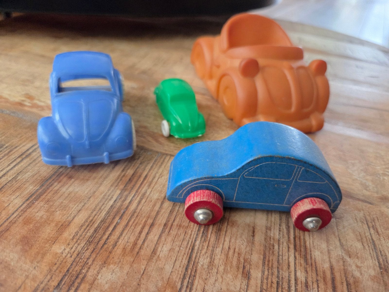 volkswagen Kevers 3x kunstof 1x hout collecters items, Ophalen of Verzenden