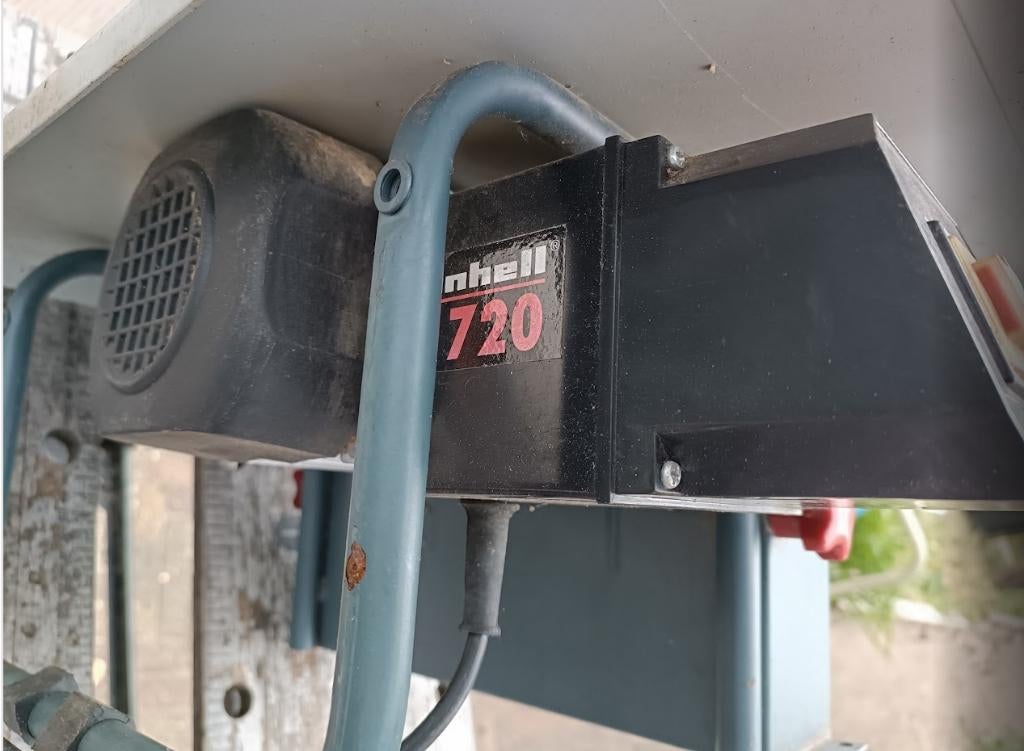 Einhell zaagtafel  gratis af te halen, Doe-het-zelf en Verbouw, Gereedschap | Zaagmachines, Ophalen, Minder dan 30 mm, Gebruikt