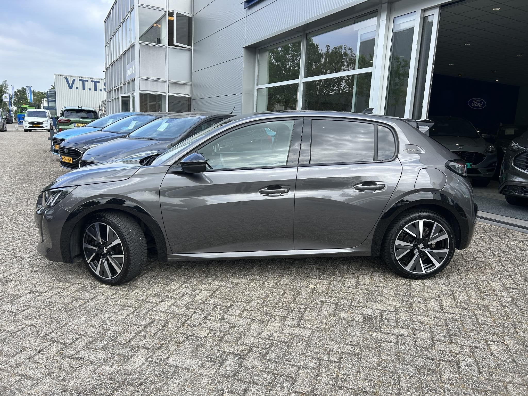 Peugeot 208 1.2 PureTech GT-Line, Auto's, Peugeot, 12 maanden, Gebruikt, Euro 6, Leder en Stof