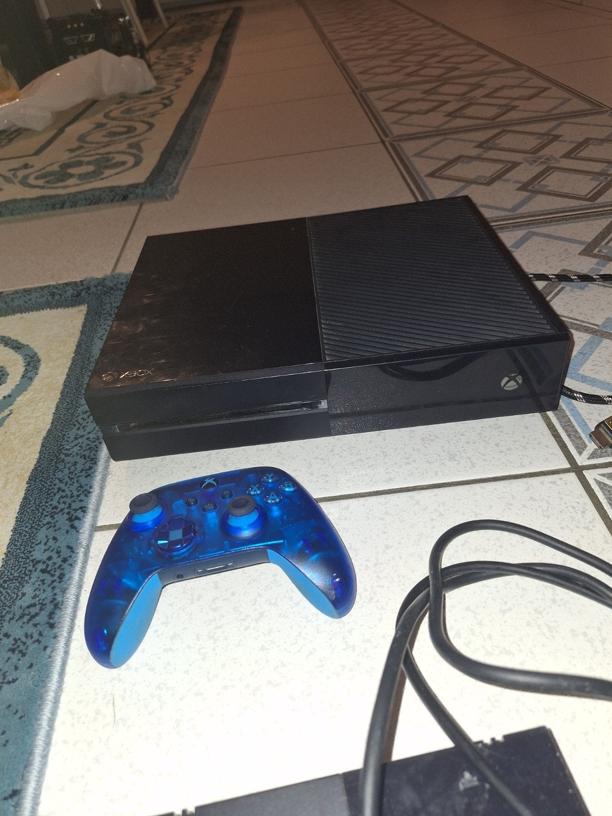 Xbox One met controller en kabels, Verzenden, Gebruikt