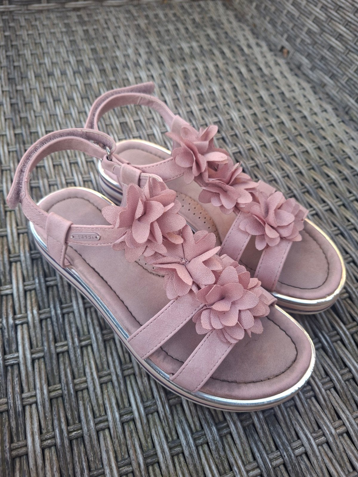 Esprit Sandalen Maat 34 - Roze met Bloemen, Ophalen, Sandalen of Muiltjes, Roze, Gedragen