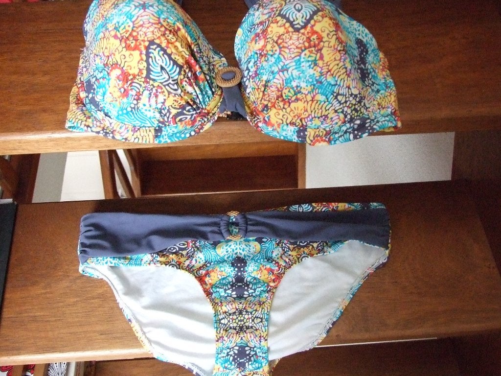Beachlife prachtige nieuwe bikini maat 42 E, Beachlife, Meerkleurig, Ophalen of Verzenden, Zo goed als nieuw