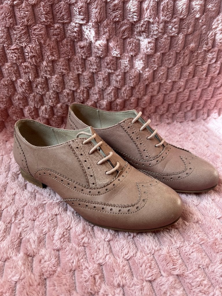 Dames roze leren veterschoen - Maat 40, Ophalen of Verzenden, Roze, Gedragen, Sneakers of Gympen