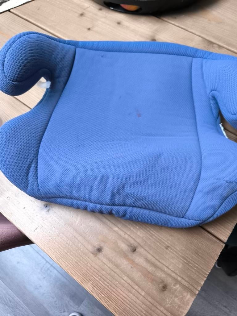 Basicline zitverhoger met vlekken, Ophalen, Overige merken, 15 t/m 25 kg, Gebruikt