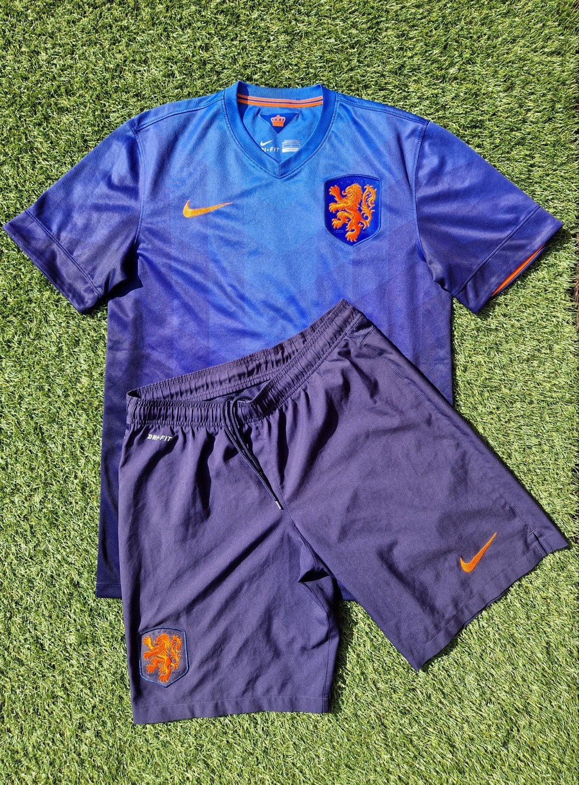 Nederlands elftal tenue 2014 KNVB shirt broekje 
 + broekj, Kleding | Heren, Nike, Ophalen of Verzenden, Zo goed als nieuw, Voetbal