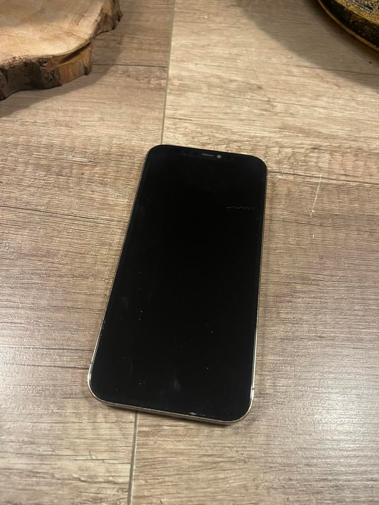 iPhone 12 Pro Max - Gebarsten achterkant, 97 %, Gebruikt, Zonder simlock, Zonder abonnement