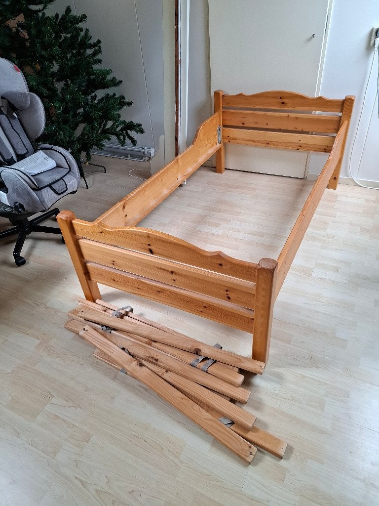 Kinderbed, Kinderen en Baby's, Kinderkamer | Bedden, Ophalen, Lattenbodem, 180 cm of meer, 100 cm of meer