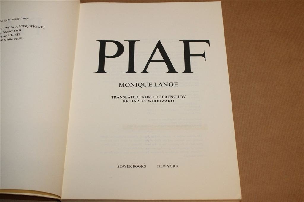 Piaf — Biografie van Edith Piaf met Fotos en Brieven, Ophalen of Verzenden, Gelezen, Artiest