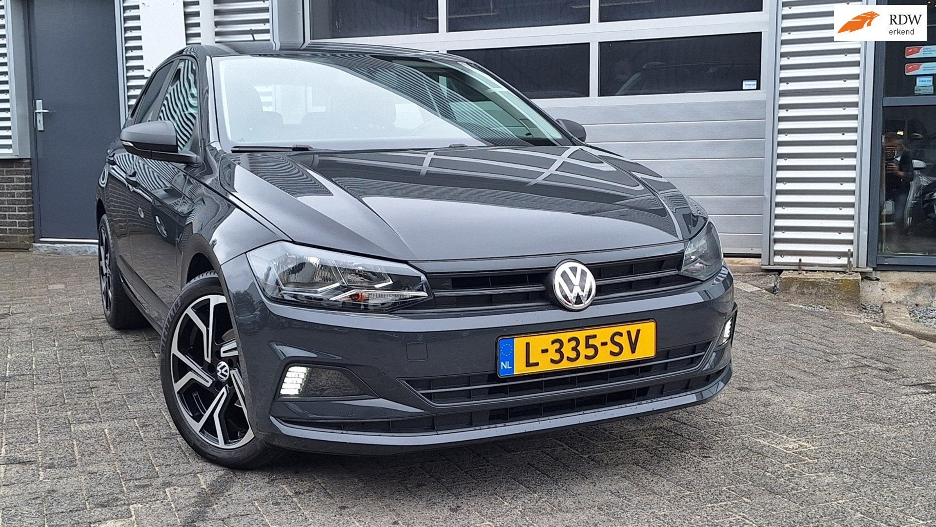 Volkswagen Polo 1.0 MPI Trendline/Airco/Cv/Cruise/Lm Velgen/, 1005 kg, Euro 6, Bedrijf, Handgeschakeld