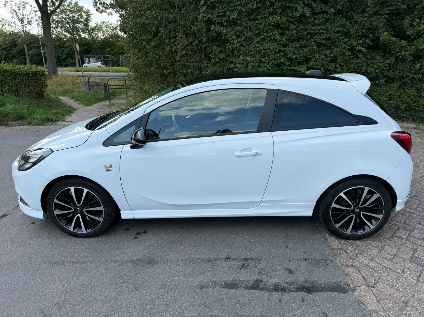 Foto 10 van Opel Corsa 1.2 3D 2018 CarPlay | Cruise Control | Airco