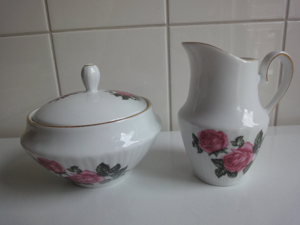 Roomstel roos porselein roomstelletje, brocante roomstel, Antiek en Kunst, Antiek | Servies los, Ophalen of Verzenden