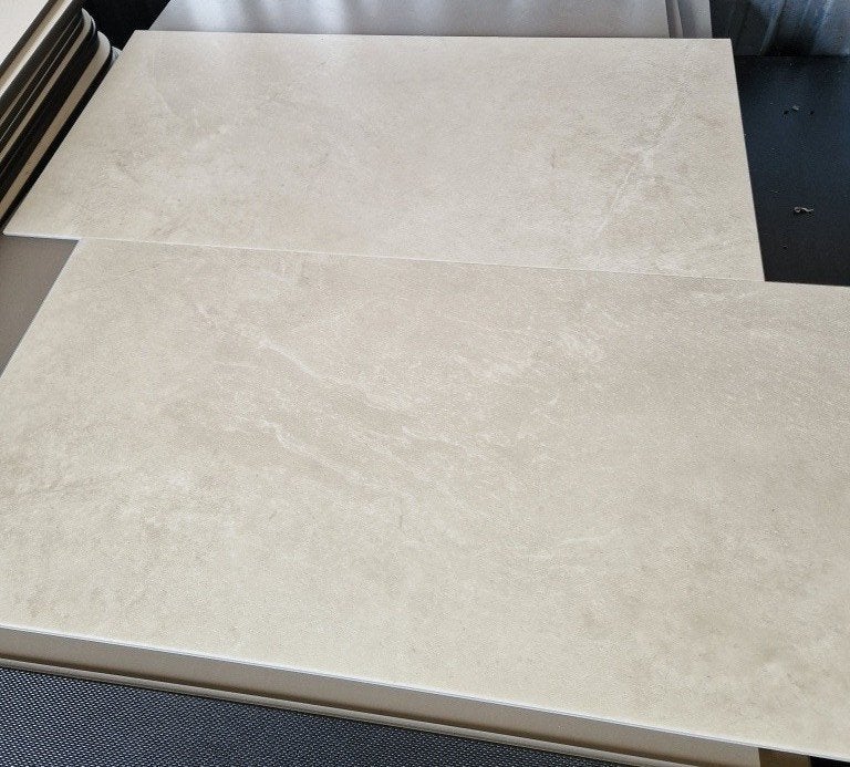 Restpartij 39,6 m2 nieuwe klik PVC Ambiant - Noveno Beige, Ophalen, Oosterbrugstraat 27, 8281 BT Genemuiden, Beige, Nieuw