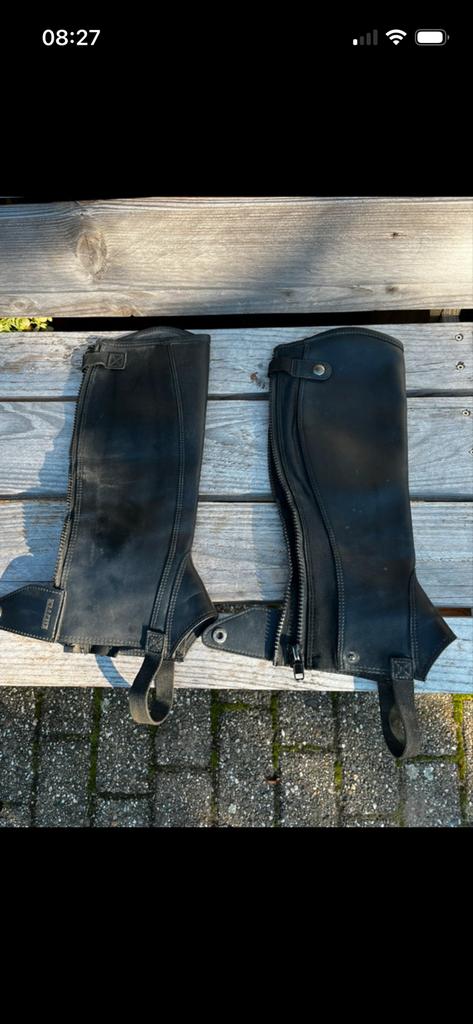 Bijna nieuwe Kieffer chaps maat S short, Dieren en Toebehoren, Paardrijkleding, Ophalen of Verzenden, Zo goed als nieuw, Schoeisel