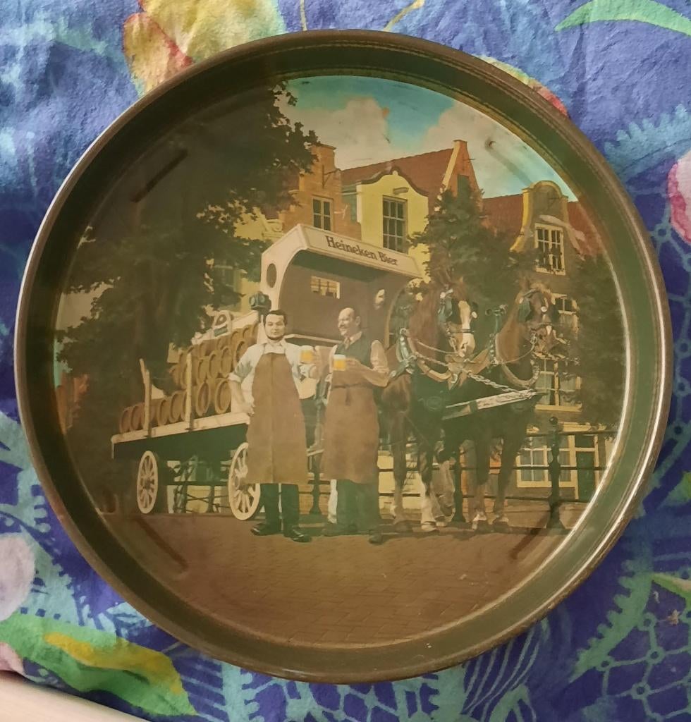dienblad - heineken bier - rond 23 cm, Ophalen of Verzenden, Gebruikt, Overige typen, Heineken