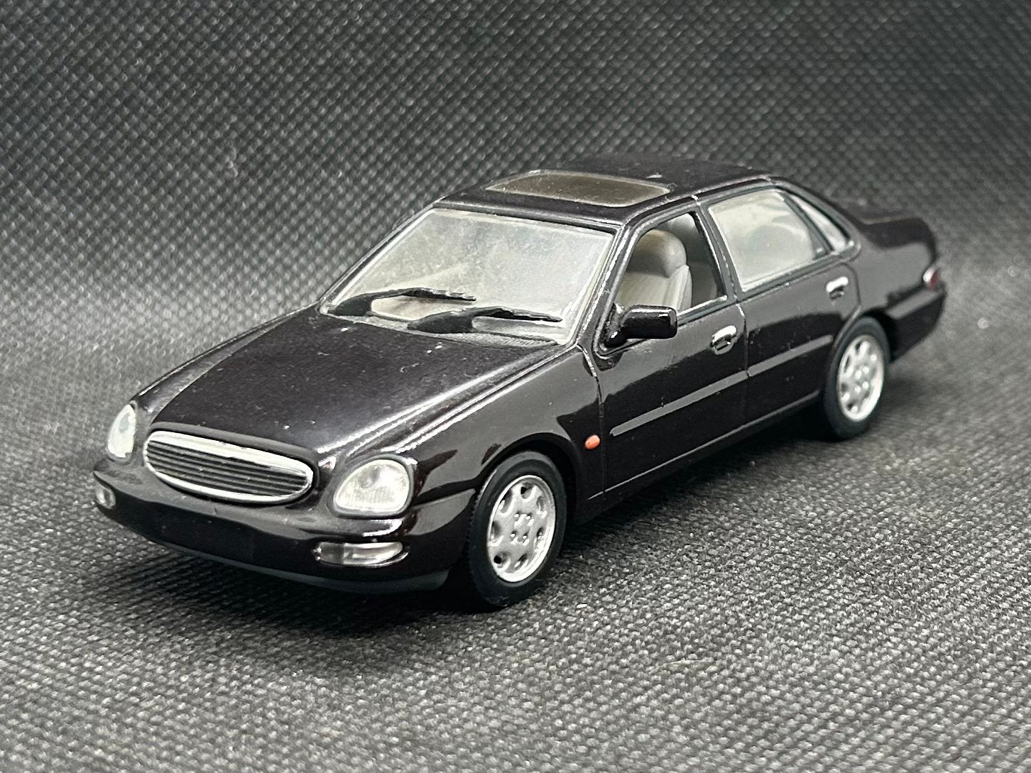 Minichamps Ford Scorpio 1:43, Hobby en Vrije tijd, Verzenden, Zo goed als nieuw, Auto, MiniChamps