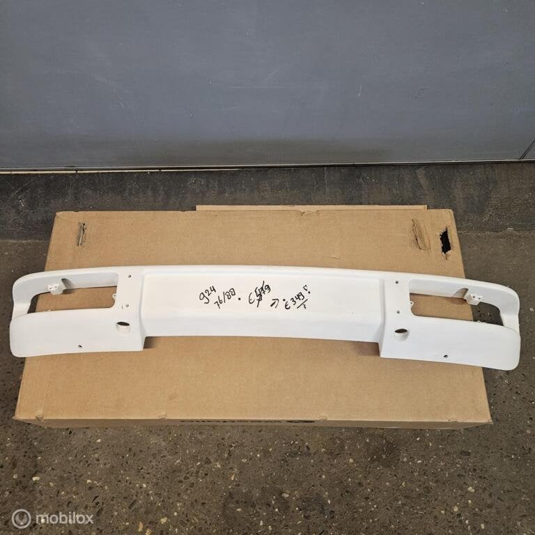 Voorbumper Porsche 924, nieuw!, Voor, Porsche, Nieuw, Ophalen of Verzenden