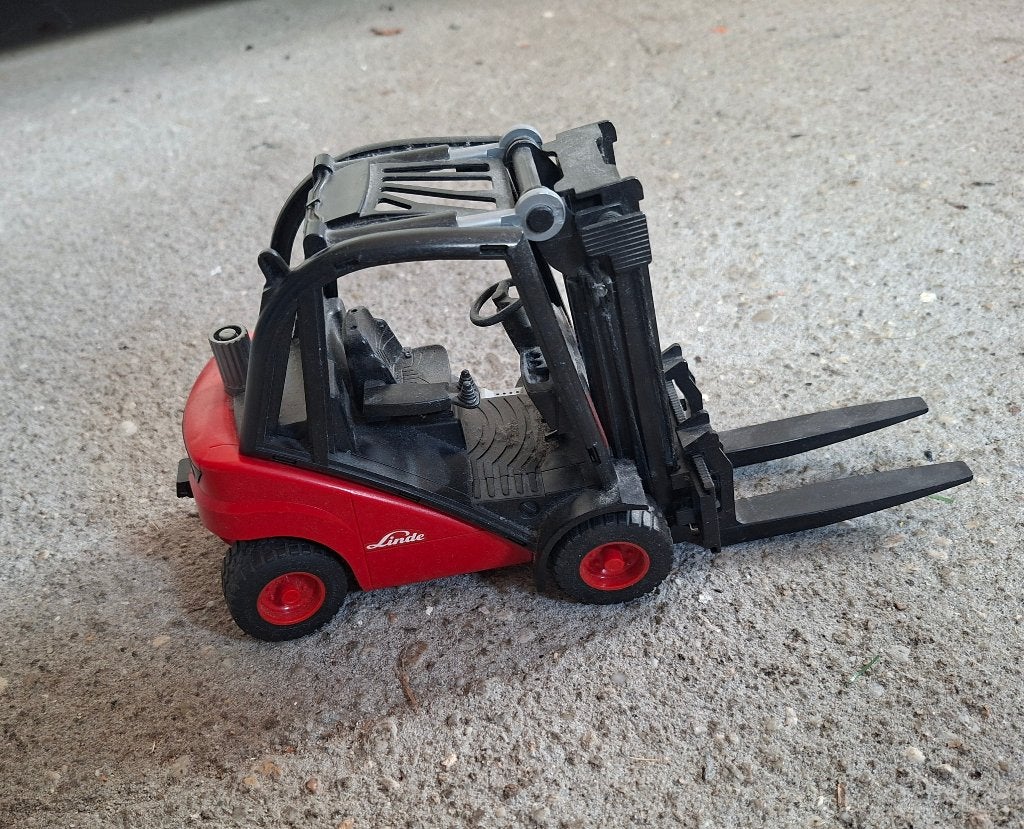 Bruder Linde Heftruck, Ophalen, Zo goed als nieuw