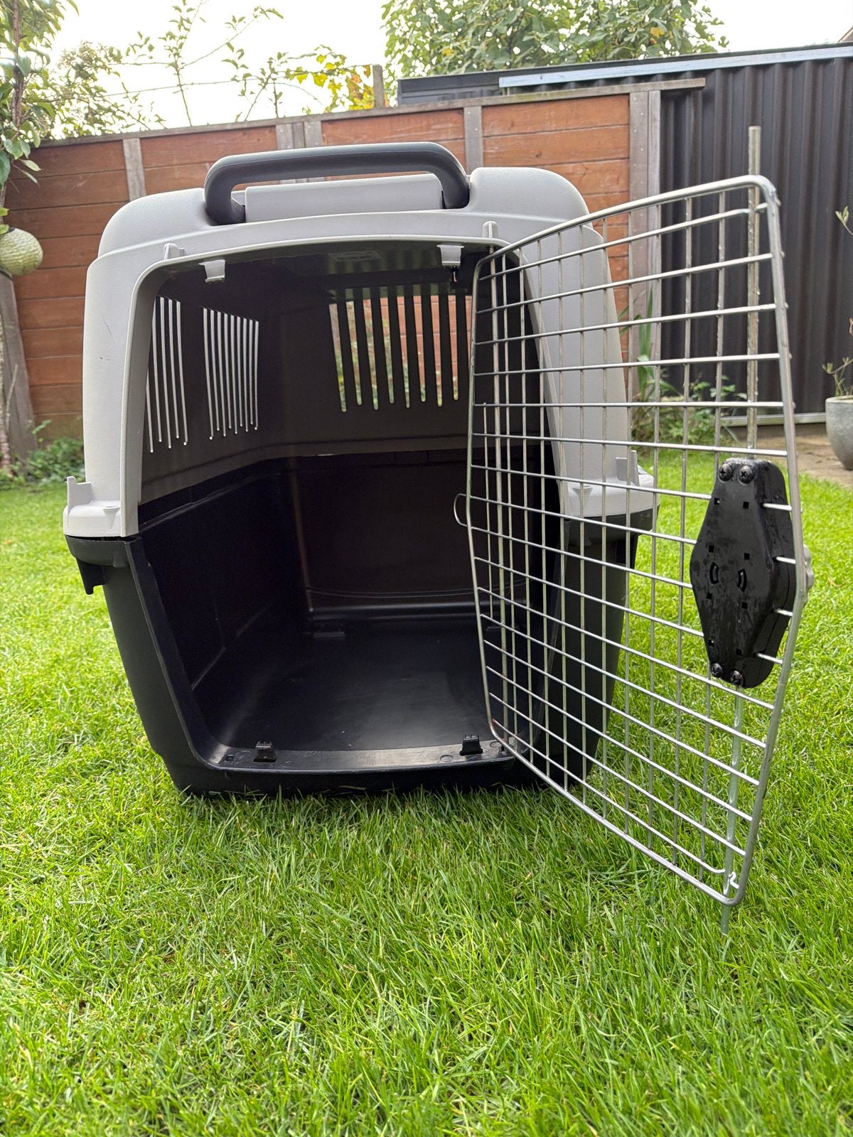 PetAroundYou Caravan 5 – stevige hondenbench / reiskennel, Ophalen, Zo goed als nieuw
