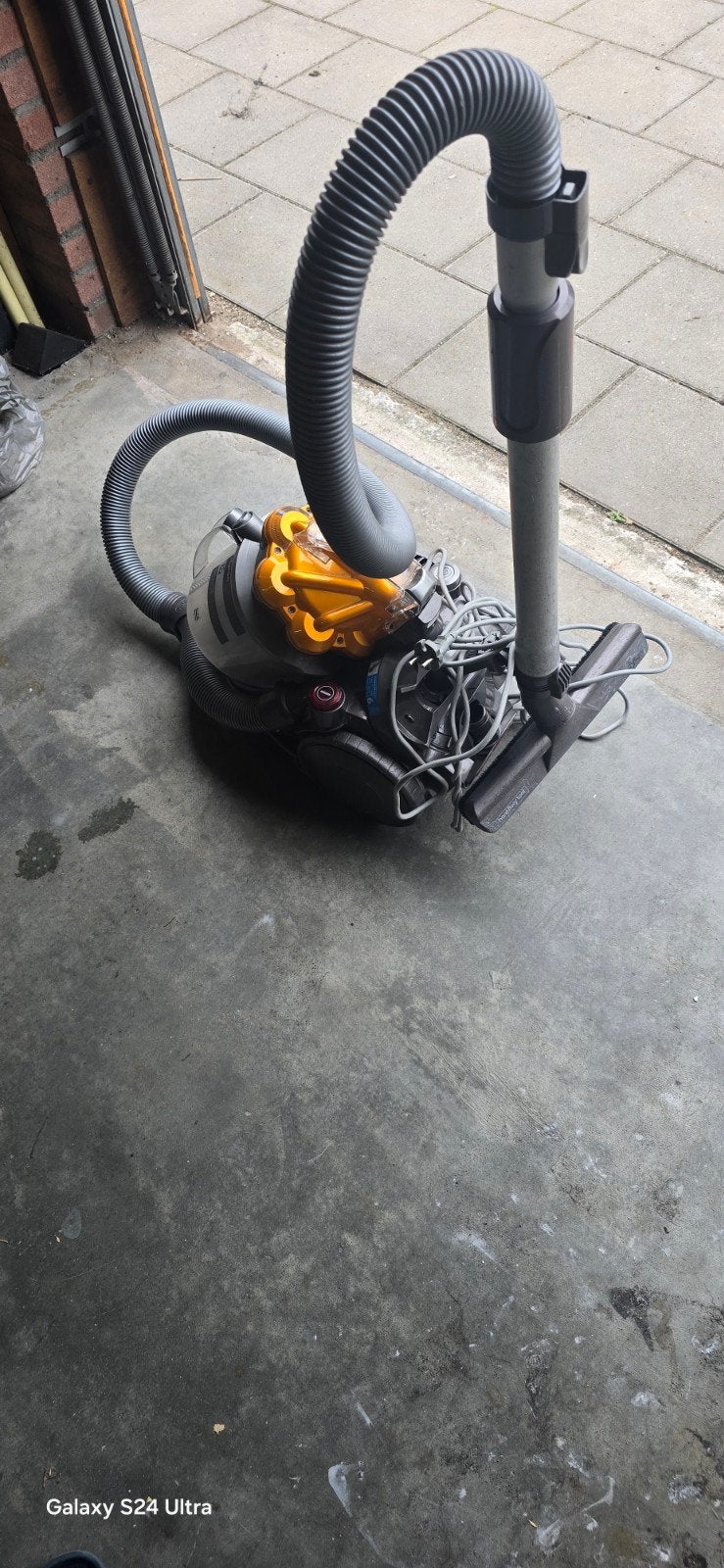 Dyson DC19 onderdelen, Ophalen, Gebruikt