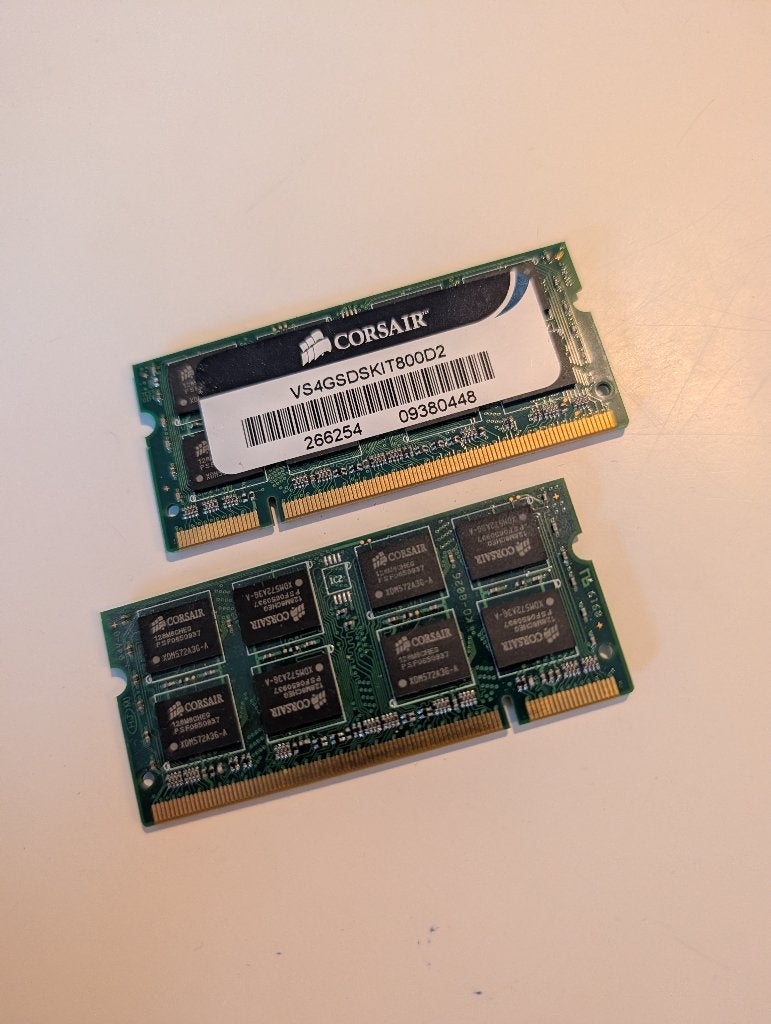 Corsair 4GB DDR2 SODIMM 800MHz (2 x 2 GB), Computers en Software, RAM geheugen, Gebruikt, Ophalen of Verzenden, DDR2, Laptop