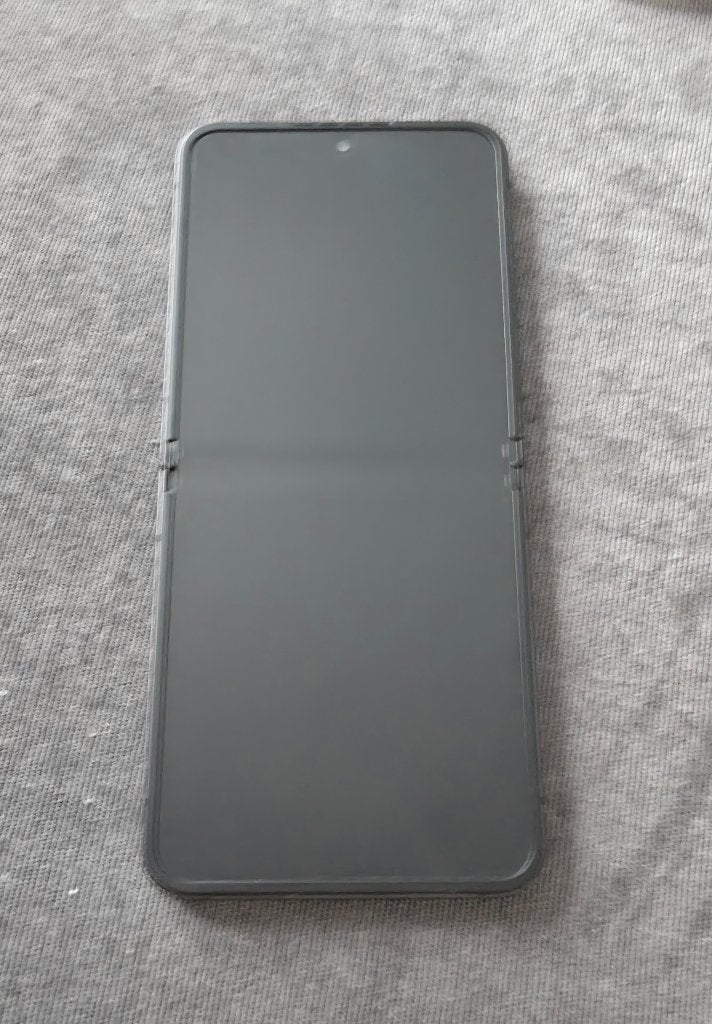Foto 5 van samsung flip 6 crafted black 12GB / 512GB + 7 hoesjes