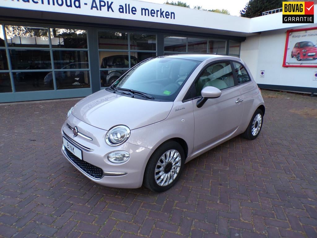 Fiat 500 1.0 Hybrid Dolce Vita Unieke kleur! Apple Car play/, Auto's, 12 maanden, Gebruikt, Zwart, Overige kleuren
