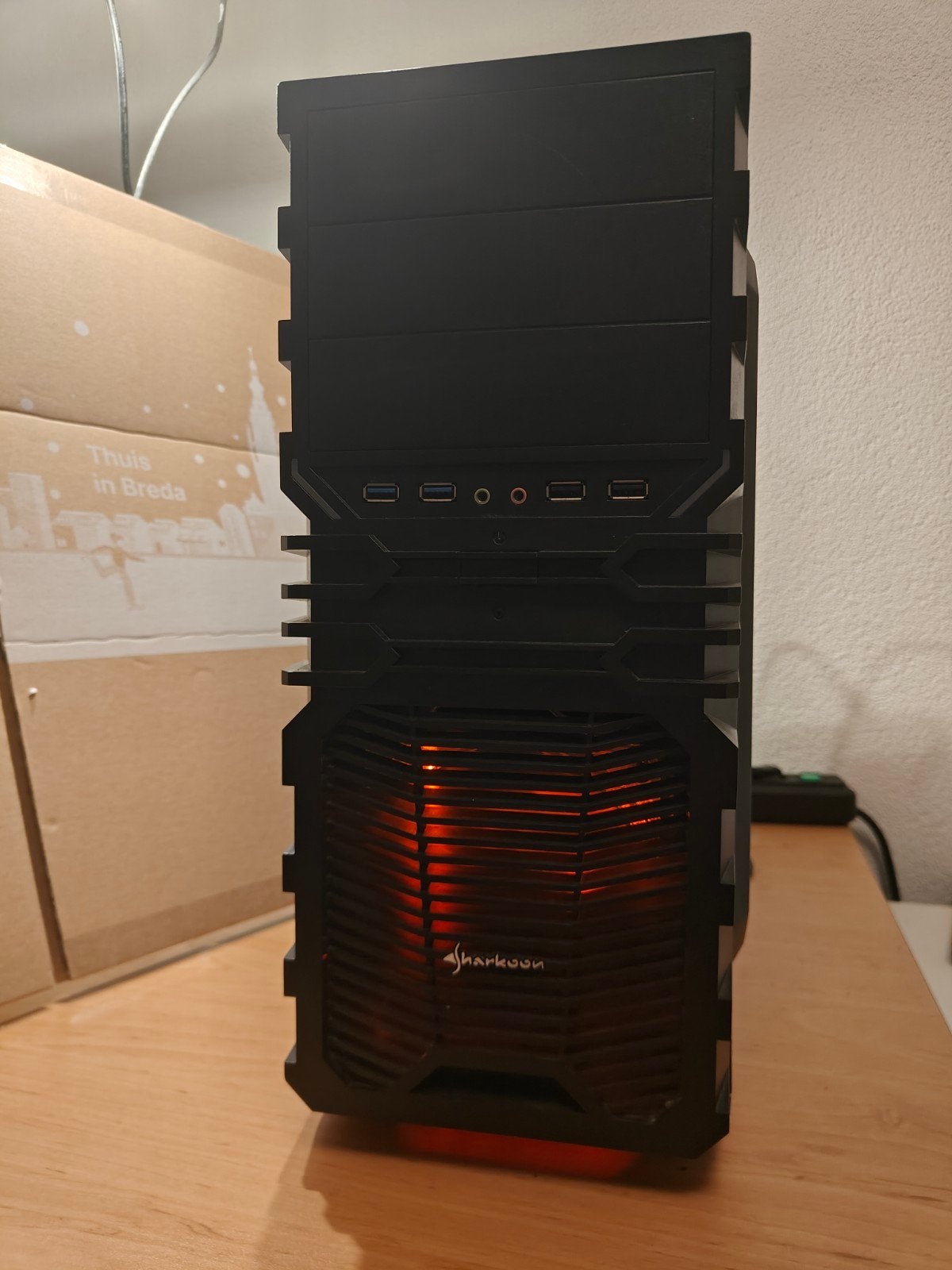 Gaming computer GTX 1650, Intel Core i5, Ophalen, 750 GB, Gebruikt, Zelf gebouwde pc