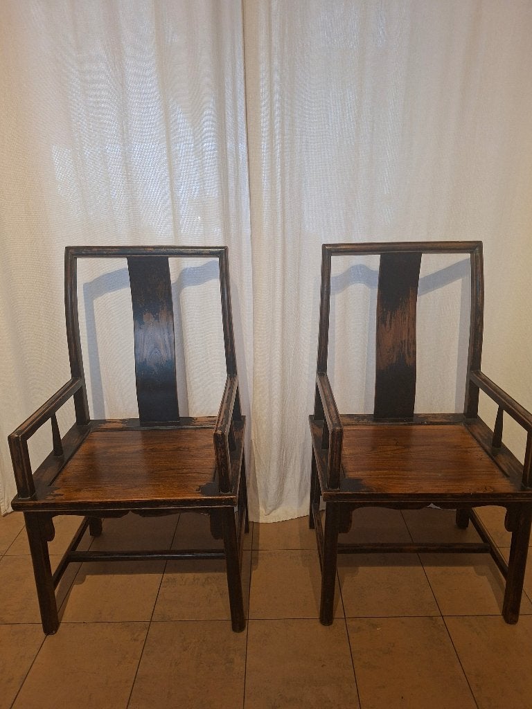 Chinese houten stoelen, Ophalen