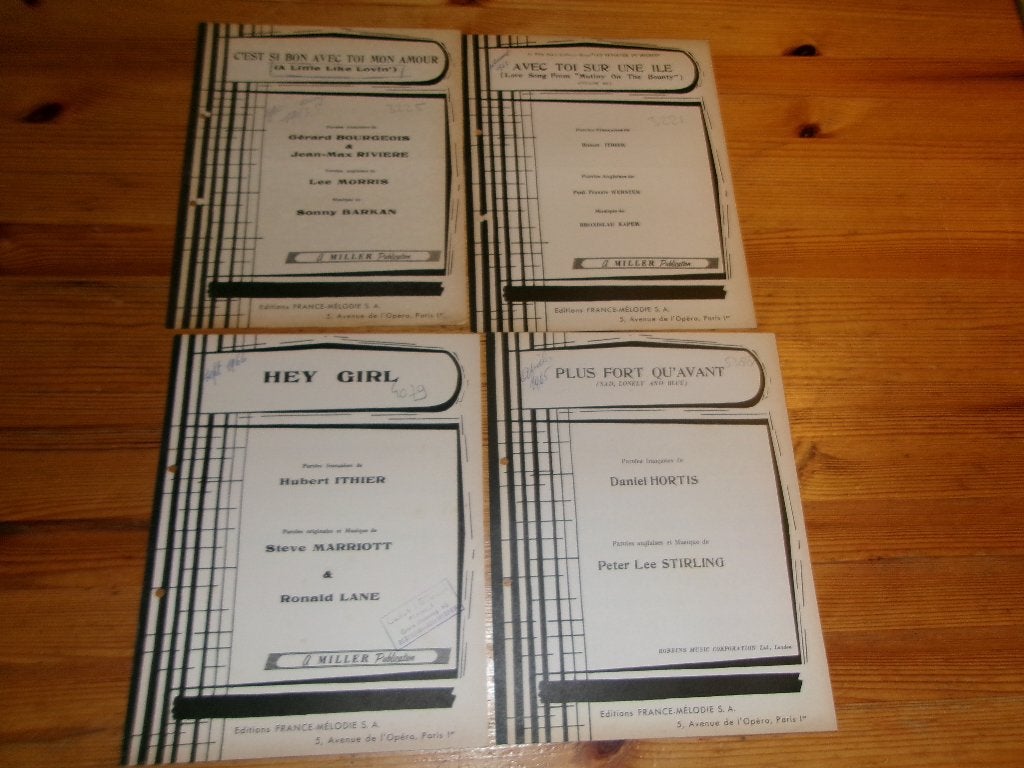 Diverse bladmuziek - editions france melodie 3, Gebruikt, Gitaar, Ophalen of Verzenden, Artiest of Componist