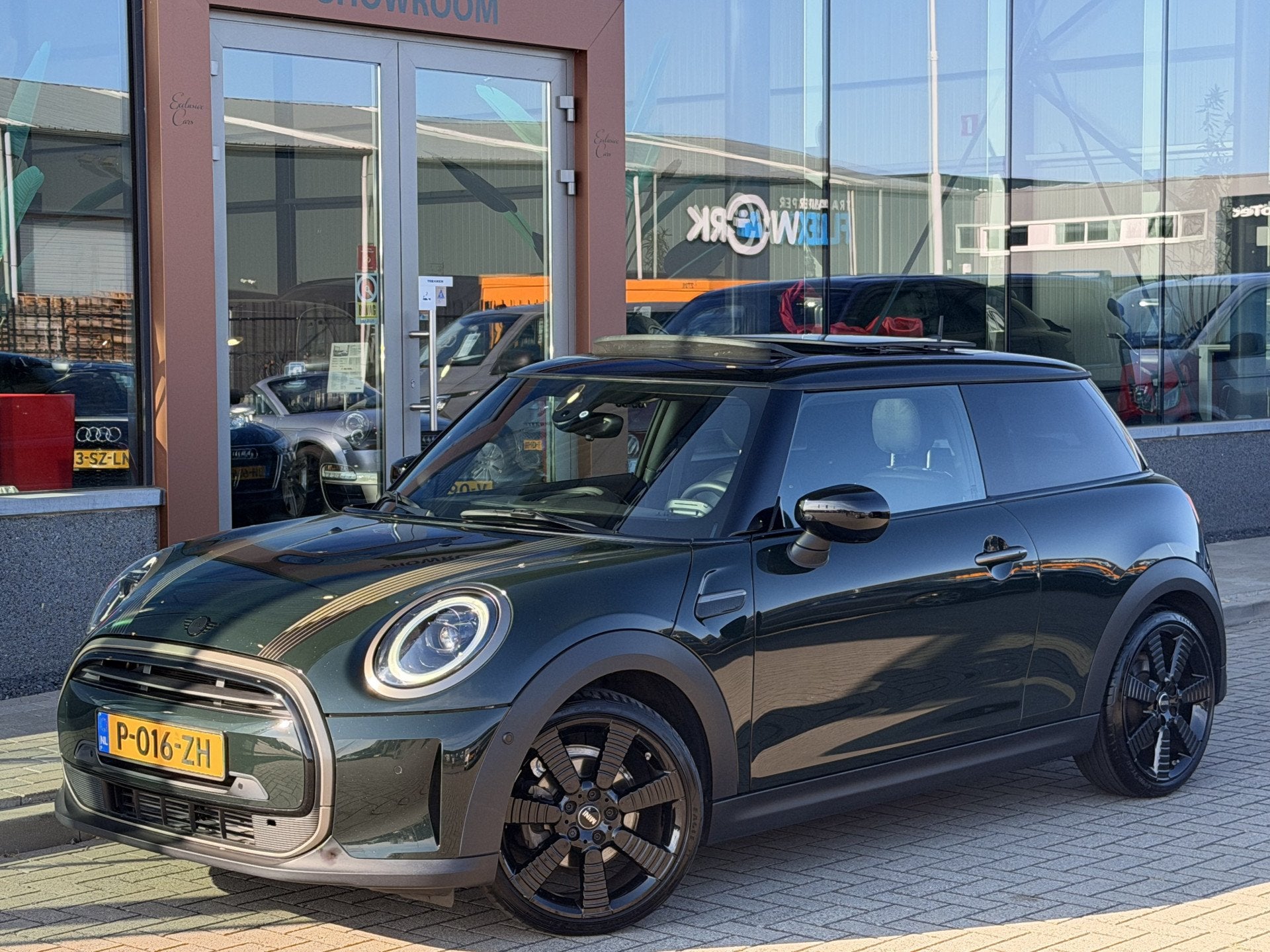 MINI 3-deurs 1.5 Cooper Resolute Edition | Pano | Harman / K, Auto's, Mini, 136 pk, Gebruikt, 4 stoelen, Automatische klimaatregeling