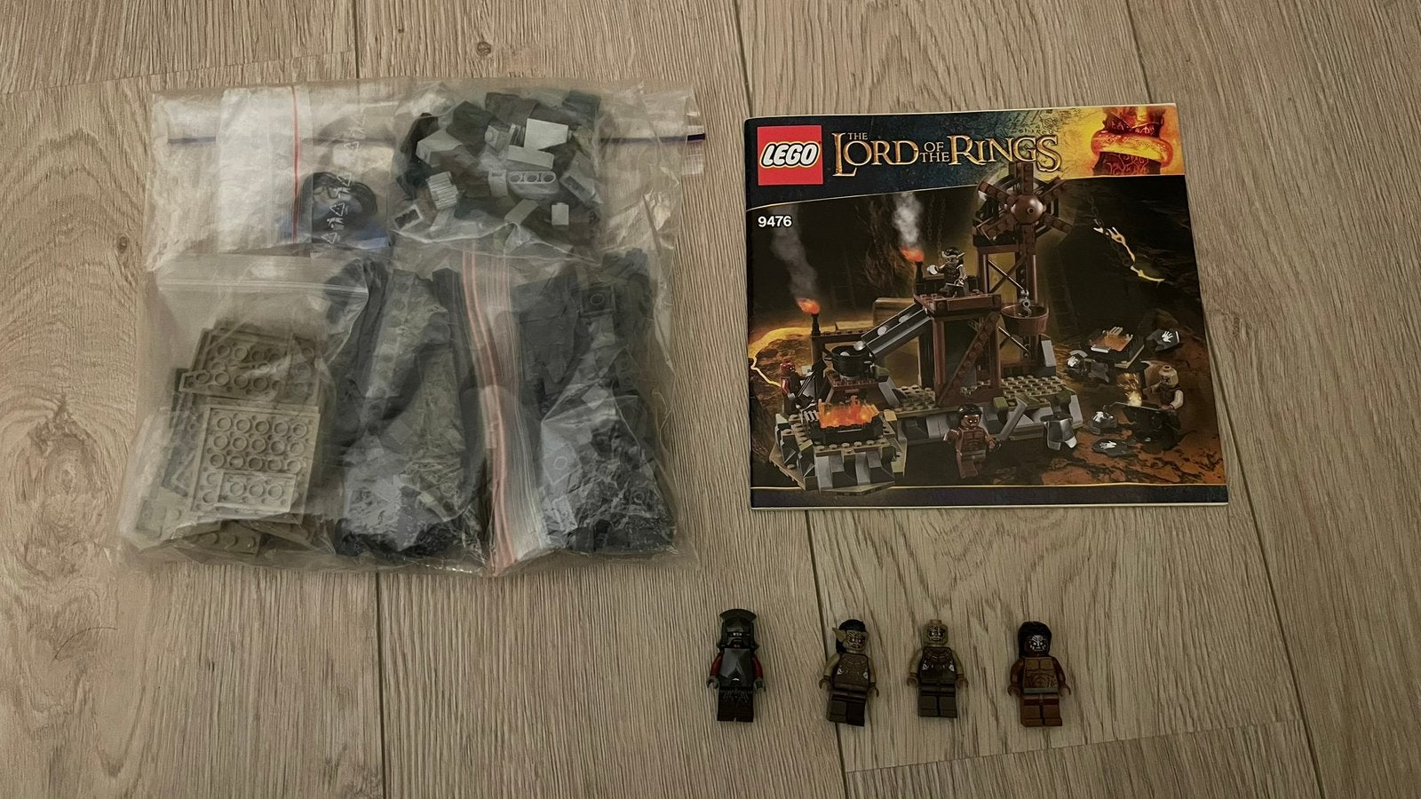 LEGO Lord of the Rings - Orc Forge (9476), Verzamelen, Ophalen of Verzenden, Zo goed als nieuw, Actiefiguurtje