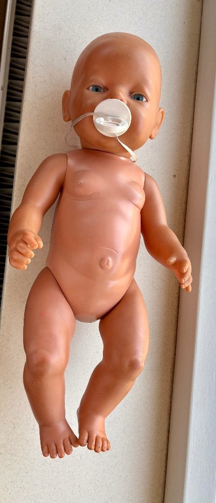 Baby born pop 43cm, Ophalen, Gebruikt, Babypop