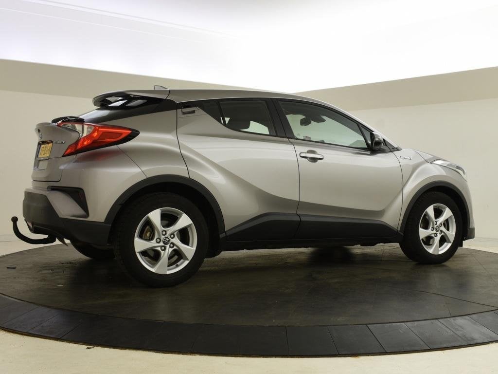 Toyota C-HR 1.8 Hybrid Dynamic | BSM | Trekhaak |, 12 maanden, Stof, Euro 6, 4 cilinders