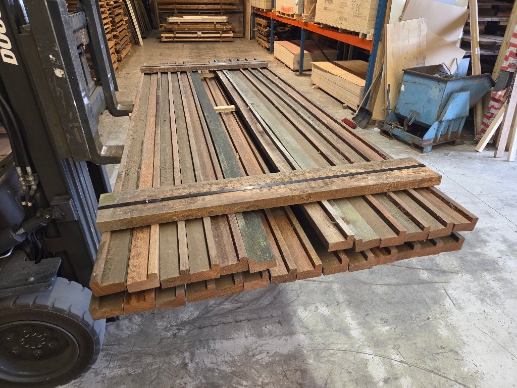 26 Hardhouten Hoekbalken 2.70 m lang  - nr: HB31, Ophalen, 250 cm of meer, Overige typen, Hardhout