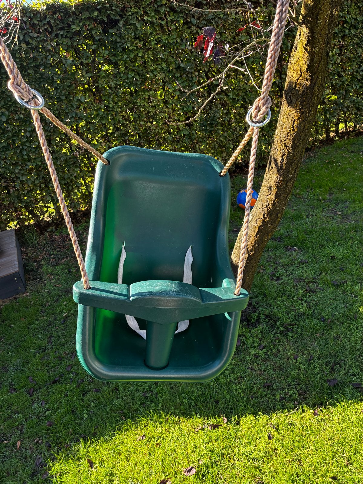 Groene babyschommel met veiligheidsgordel, Ophalen, Gebruikt, Schommel