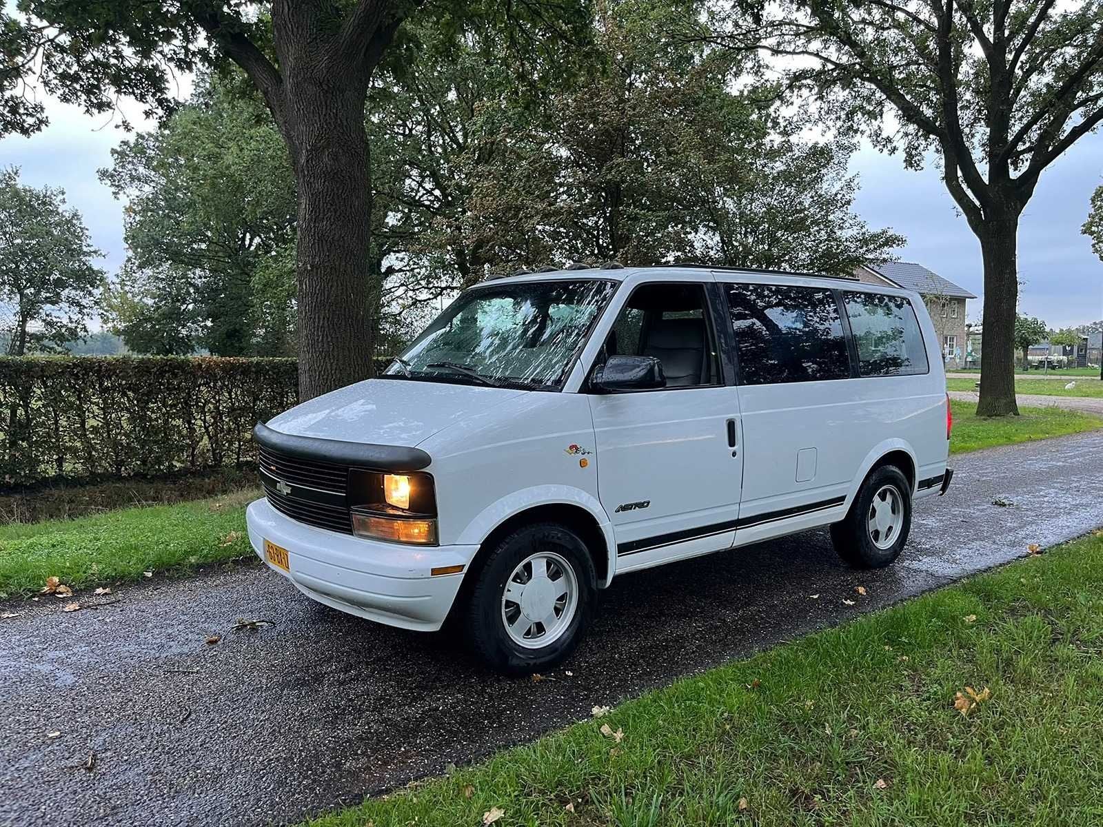 Chevrolet - 1999 - CM1005 - - Personenauto, Auto's, Euro 2, 1893 kg, Gebruikt, Overige modellen